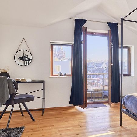 Traumferienwohnung Domblick I Parkplatz Inklusive I Zentral Gelegen I Altstadtnaehe I Netflix ลิมบวร์ก อัน แดร์ ลาน ภายนอก รูปภาพ